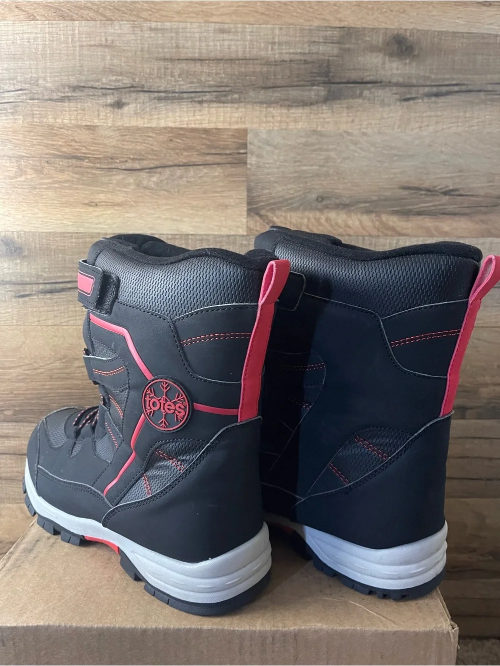 Totes Boys Black and Red Winter Boots - Sturdy Outdoor Snow Sneakers Size 6